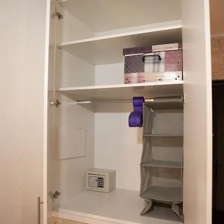 Gloria Deluxe Apartman *